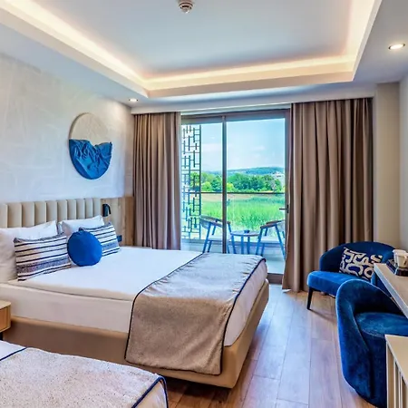 Blue Collection Ultra Hotel