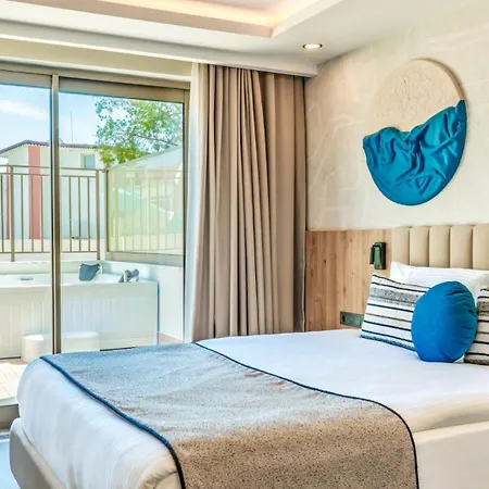 Blue Collection Ultra Cenger (Manavgat)