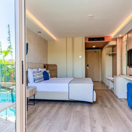 Blue Collection Ultra Cenger (Manavgat)